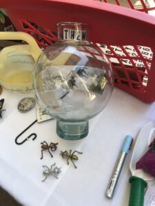 empty glass bowl and ants